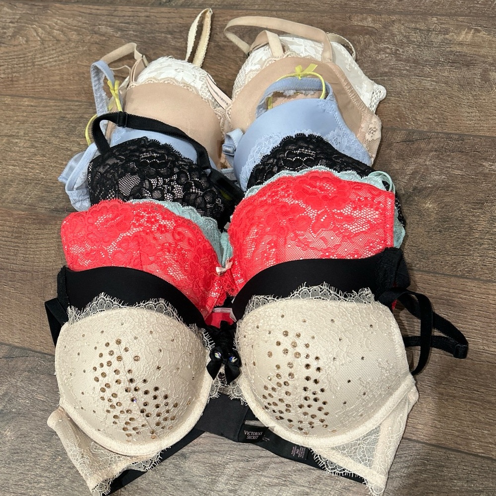 Lot (8) Victoria’s Secret Bras - all size 34D
